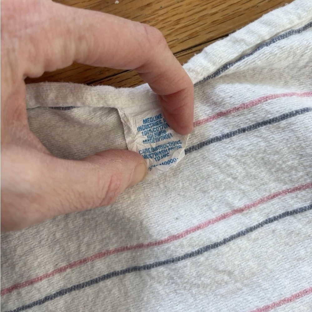 Striped Medline receiving blankets - SET OF 2 - Picture 3 of 5